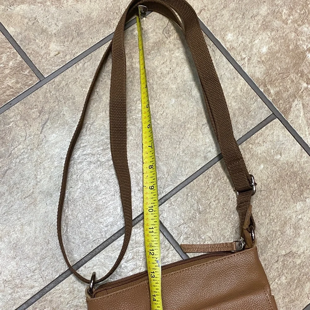 Tan Leather Messenger Bag / Crossbody